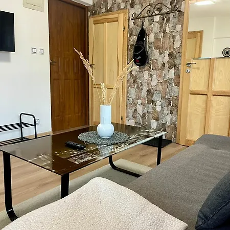 Koliba Pod Stolovou Lodge *